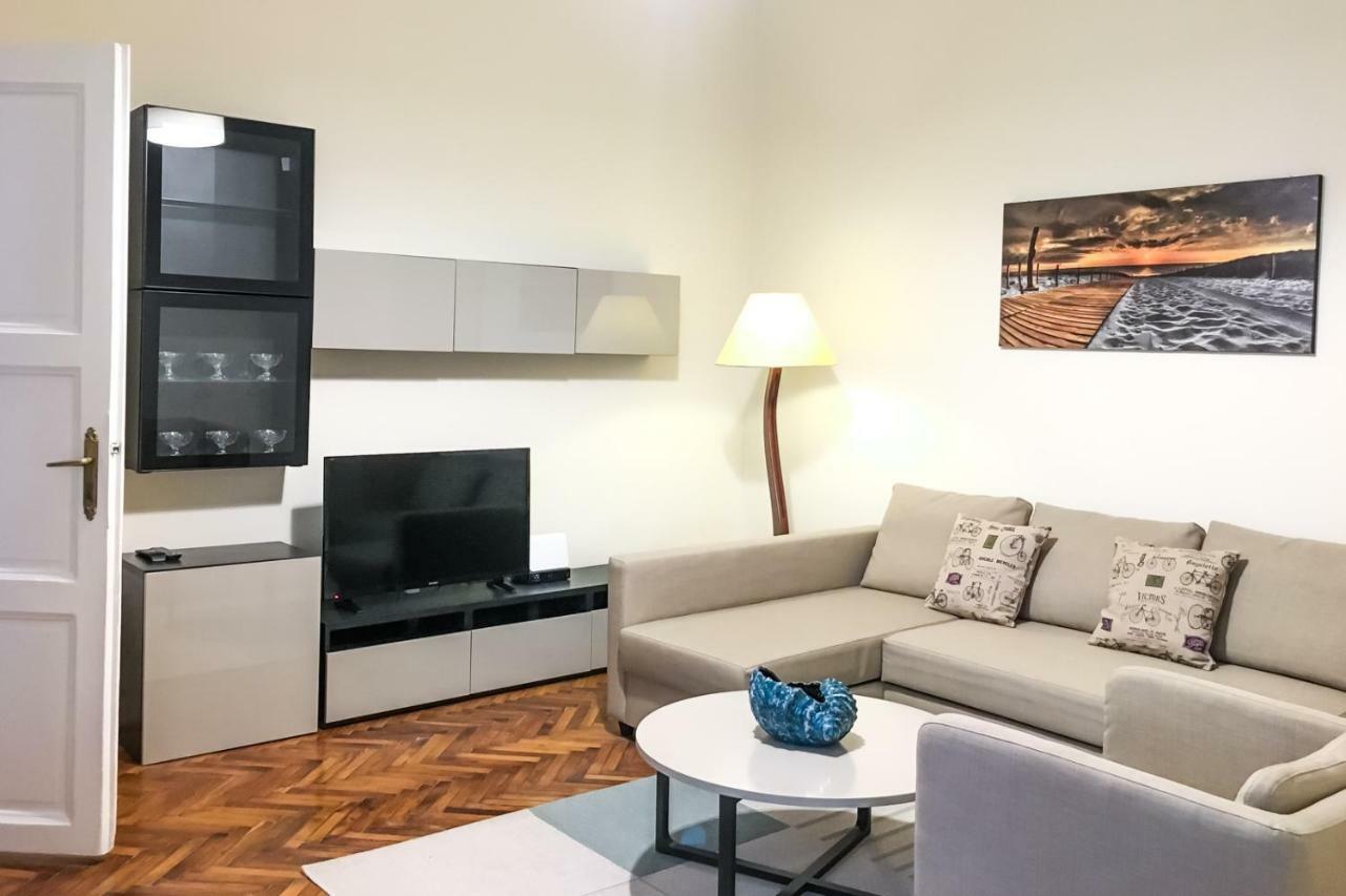 Budapest Kingdom Apartment Central & Car Parking On-Site & Aircon & Quiet & Family Friendly Екстериор снимка